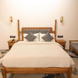 White Sand Beach Resort